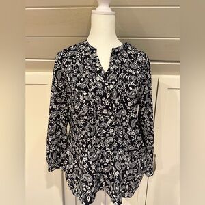Tommy Hilfiger women’s tunic top in navy & white paisleys Sz S